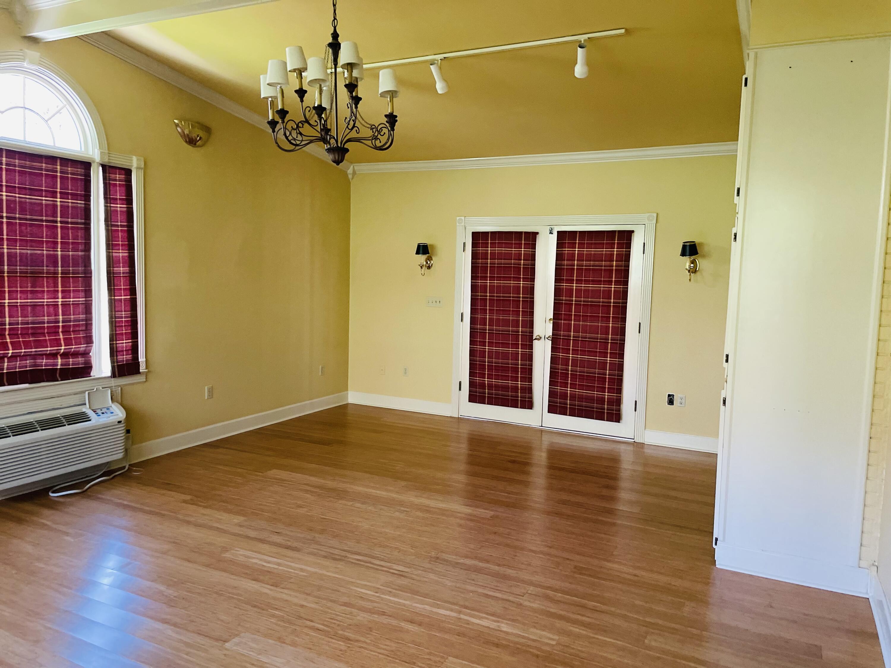 310 Sunny Brook Road Heidrick, KY 40949 - Photo 42 of 68 Family Room