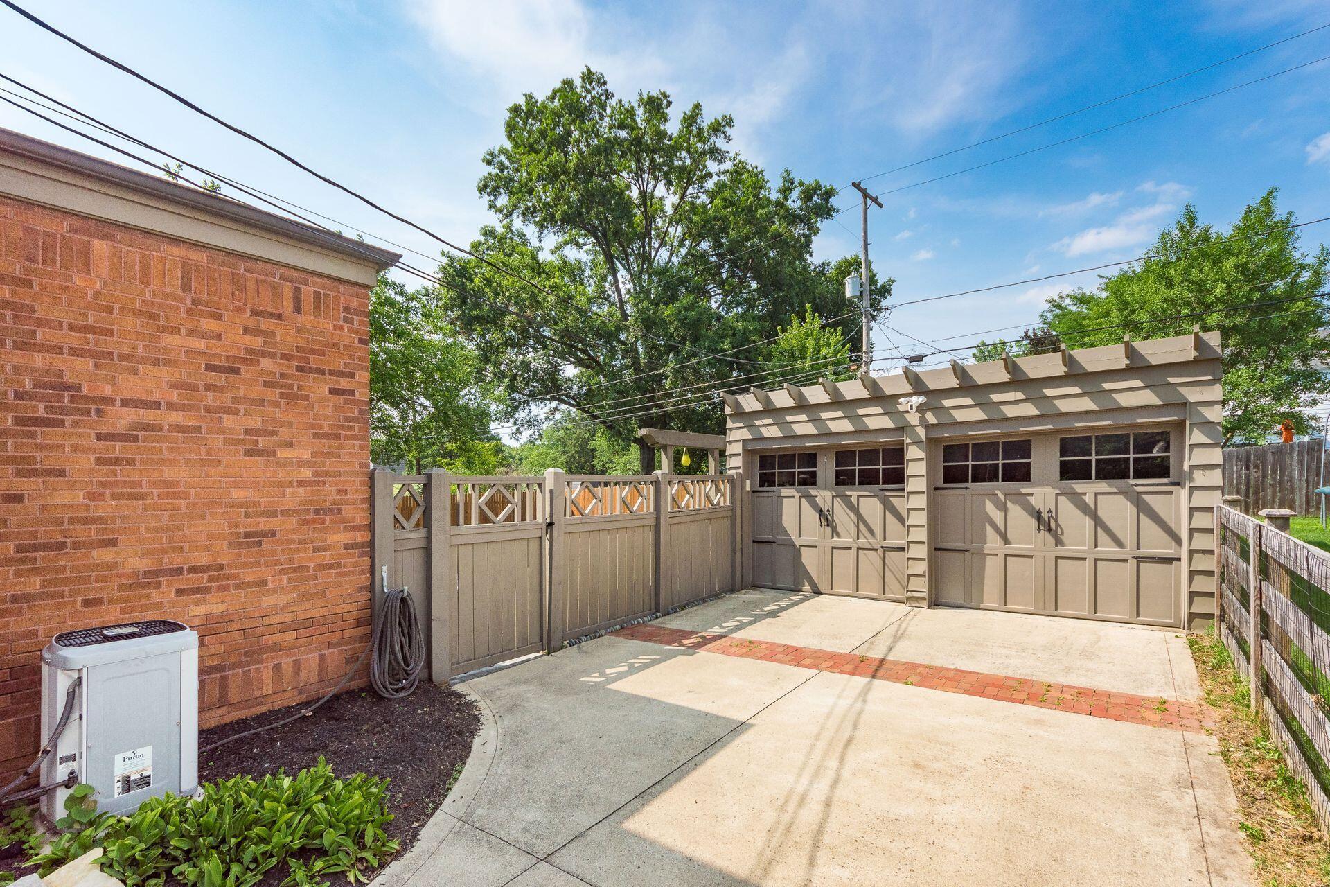 286 Arden Road Columbus, OH 43214 - Photo 41 of 41 044_ Rd Columbus OH 43214 USA