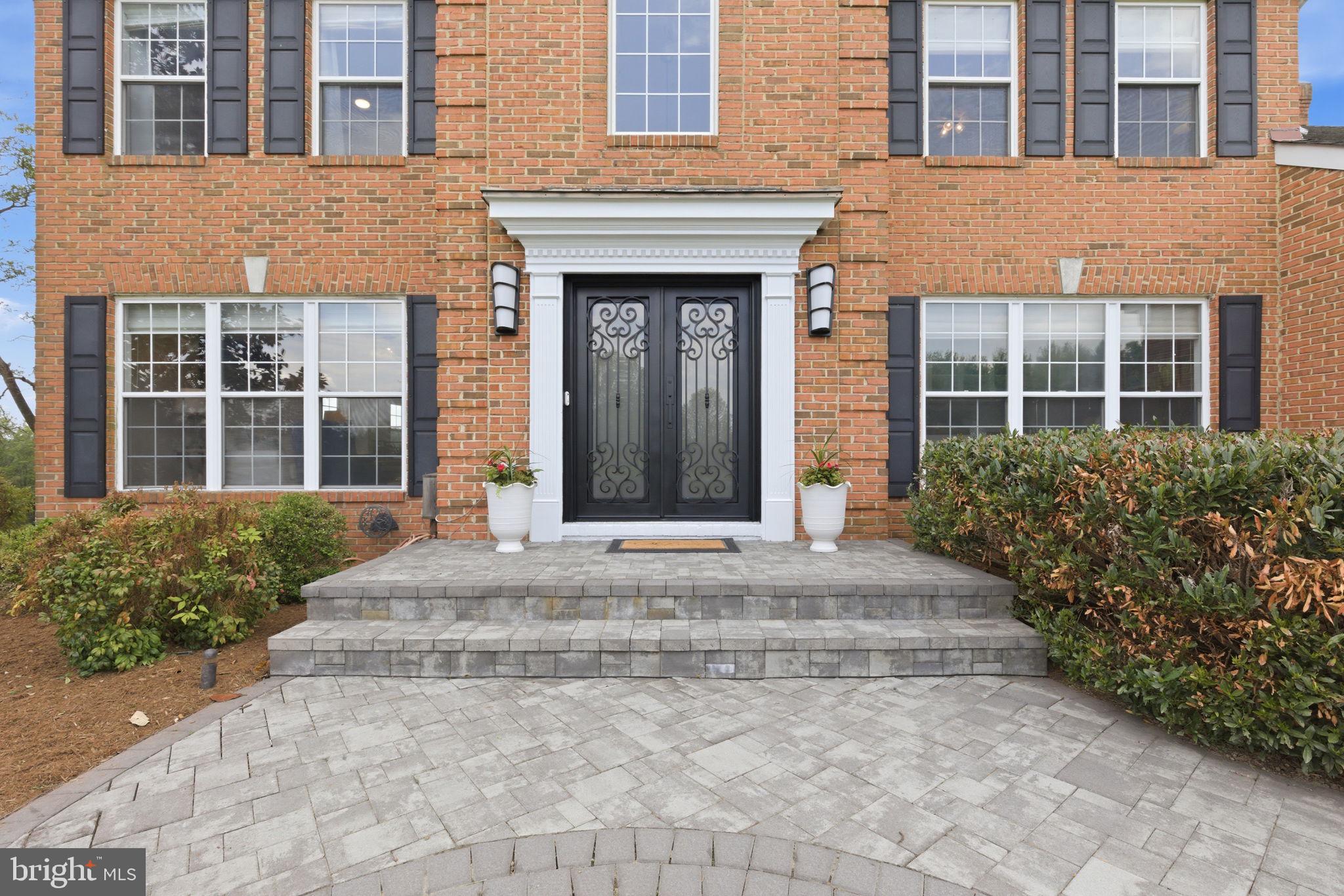 9204 Huntmaster Road Gaithersburg, MD 20882 - Photo 3 of 52