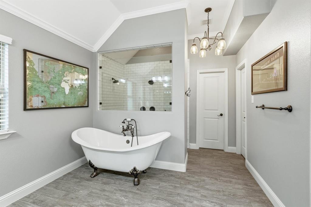 502 Prairie Run Aledo, TX 76008 - Photo 15 of 37 master bath with clawfoot tub