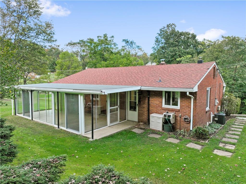2241 Montgomery Road Sewickley, PA 15143 - Photo 3 of 29 Gallery Image 3