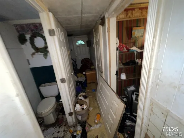 $20,000 | 1902 Baker Avenue, East St. Louis, IL 62207