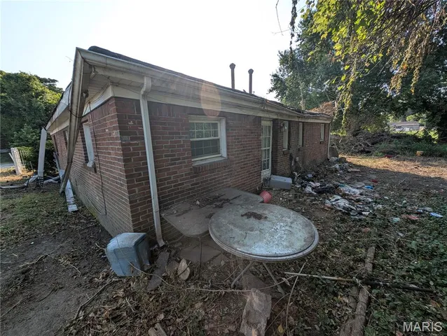 $20,000 | 1902 Baker Avenue, East St. Louis, IL 62207