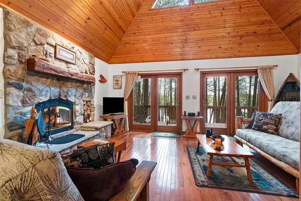 $599,900 | 7976 West Cedar Drive, Forestville, WI 54213