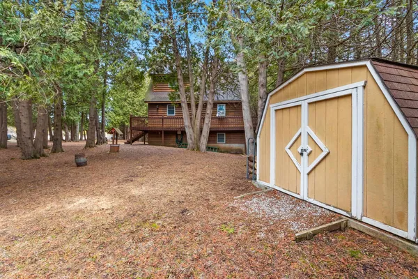 $599,900 | 7976 West Cedar Drive, Forestville, WI 54213