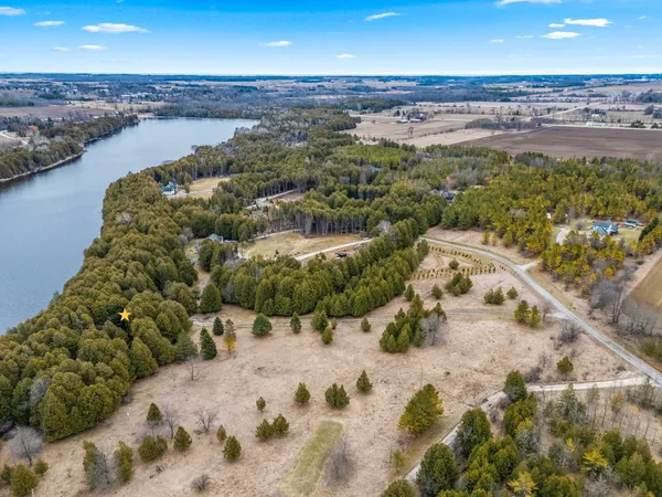 $599,900 | 7976 West Cedar Drive, Forestville, WI 54213