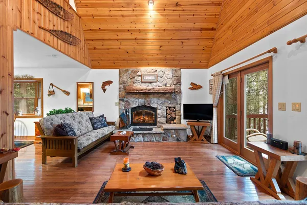 $599,900 | 7976 West Cedar Drive, Forestville, WI 54213