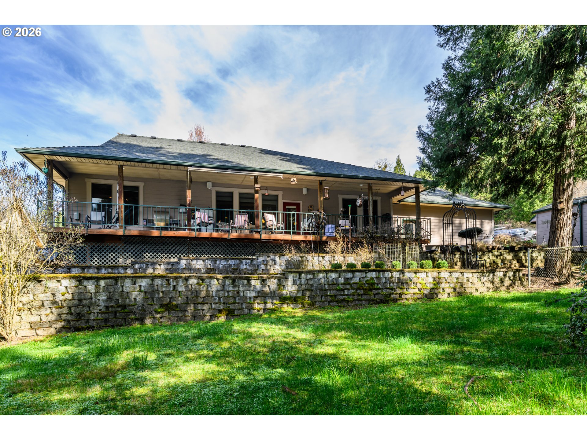 48482 Meadow Way Oakridge, OR 97463 - Photo 5 of 20