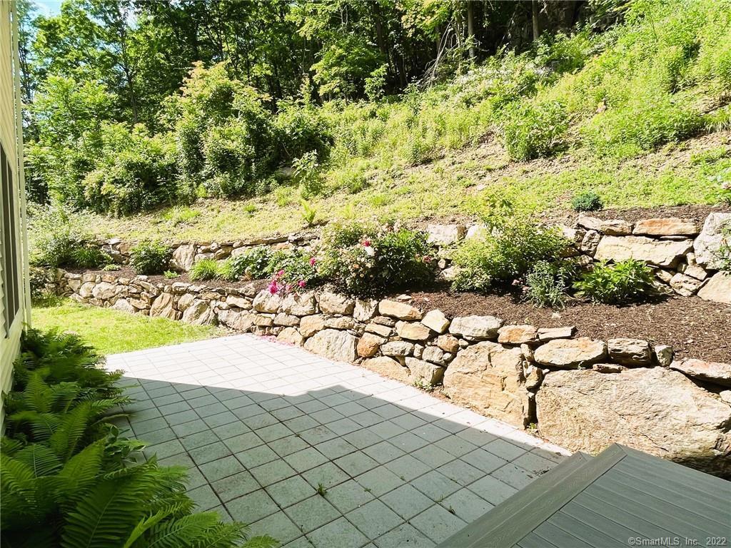 71 Ledges Road Ridgefield, CT 06877 - Photo 33 of 34