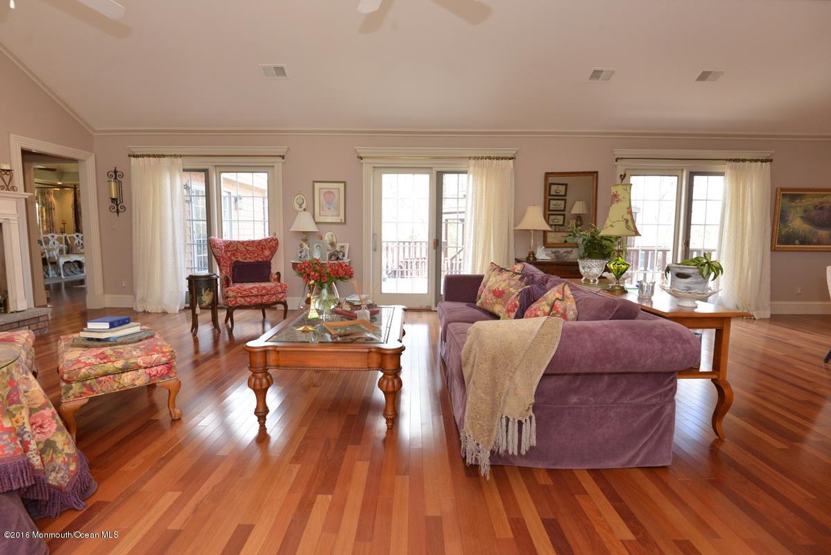 143 Phalanx Road Colts Neck, NJ 07722 - Photo 17 of 99 3 DOORS