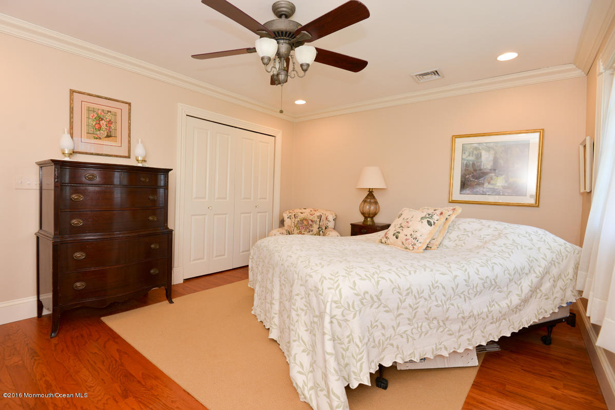 143 Phalanx Road Colts Neck, NJ 07722 - Photo 37 of 99 BR 2