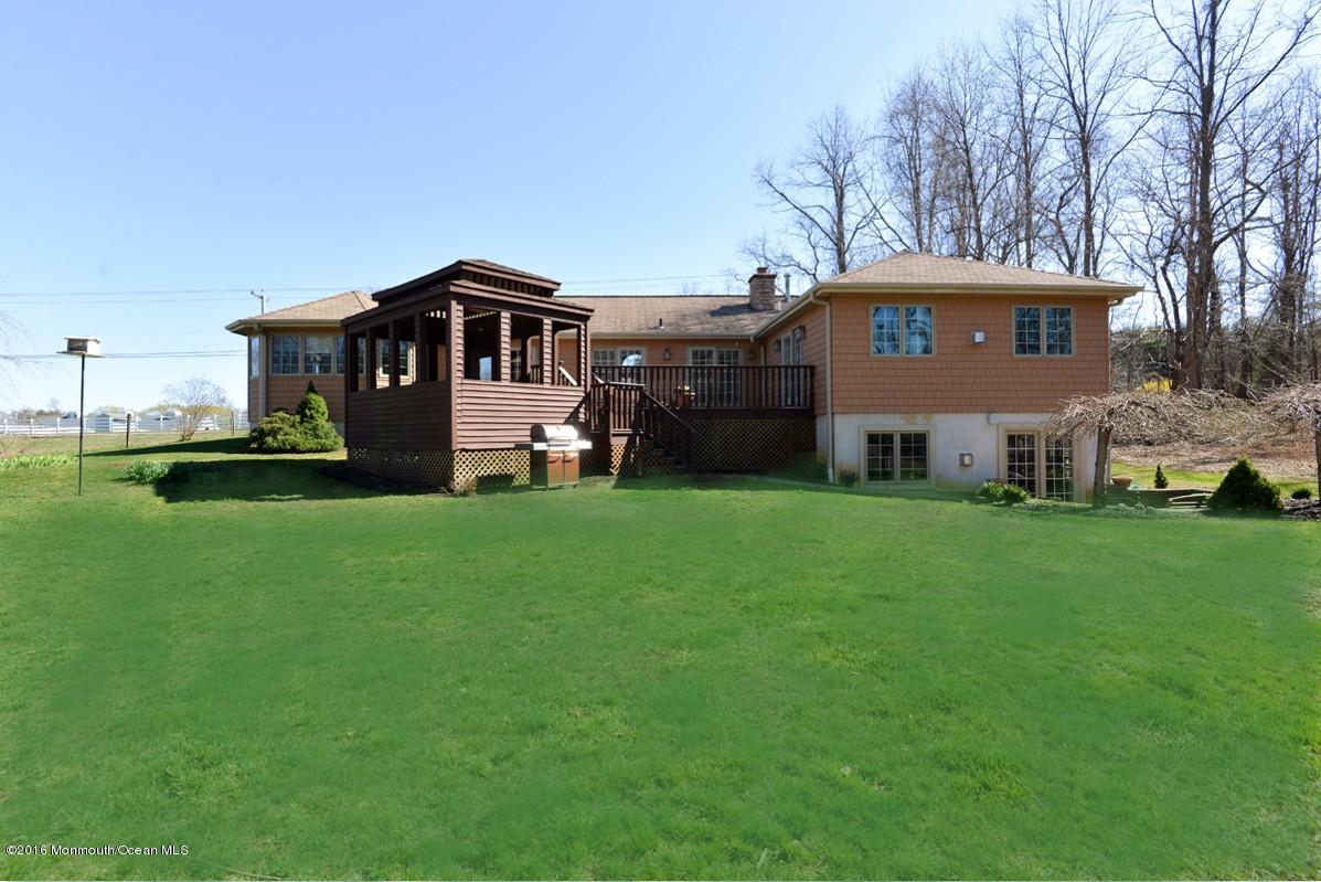 143 Phalanx Road Colts Neck, NJ 07722 - Photo 75 of 99 RR (2)
