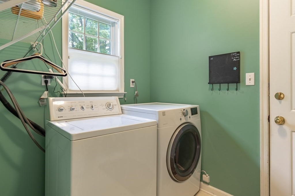 3 Emery Road, Unit 2 Bedford, MA 01730 - Photo 17 of 33 Gallery Image 17