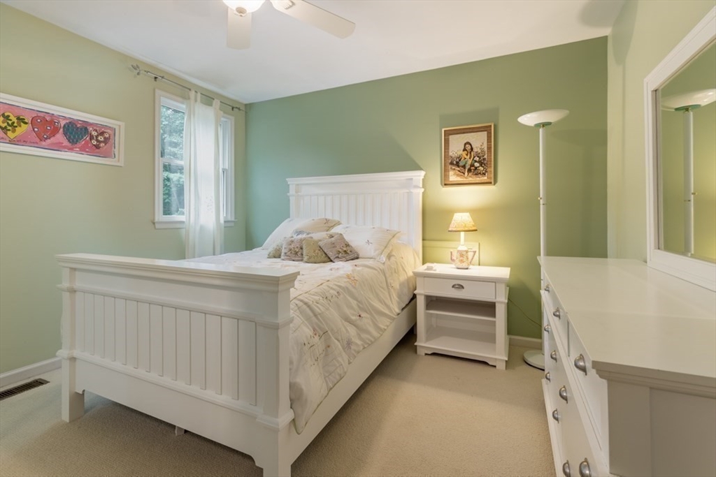 3 Emery Road, Unit 2 Bedford, MA 01730 - Photo 20 of 33 Gallery Image 20