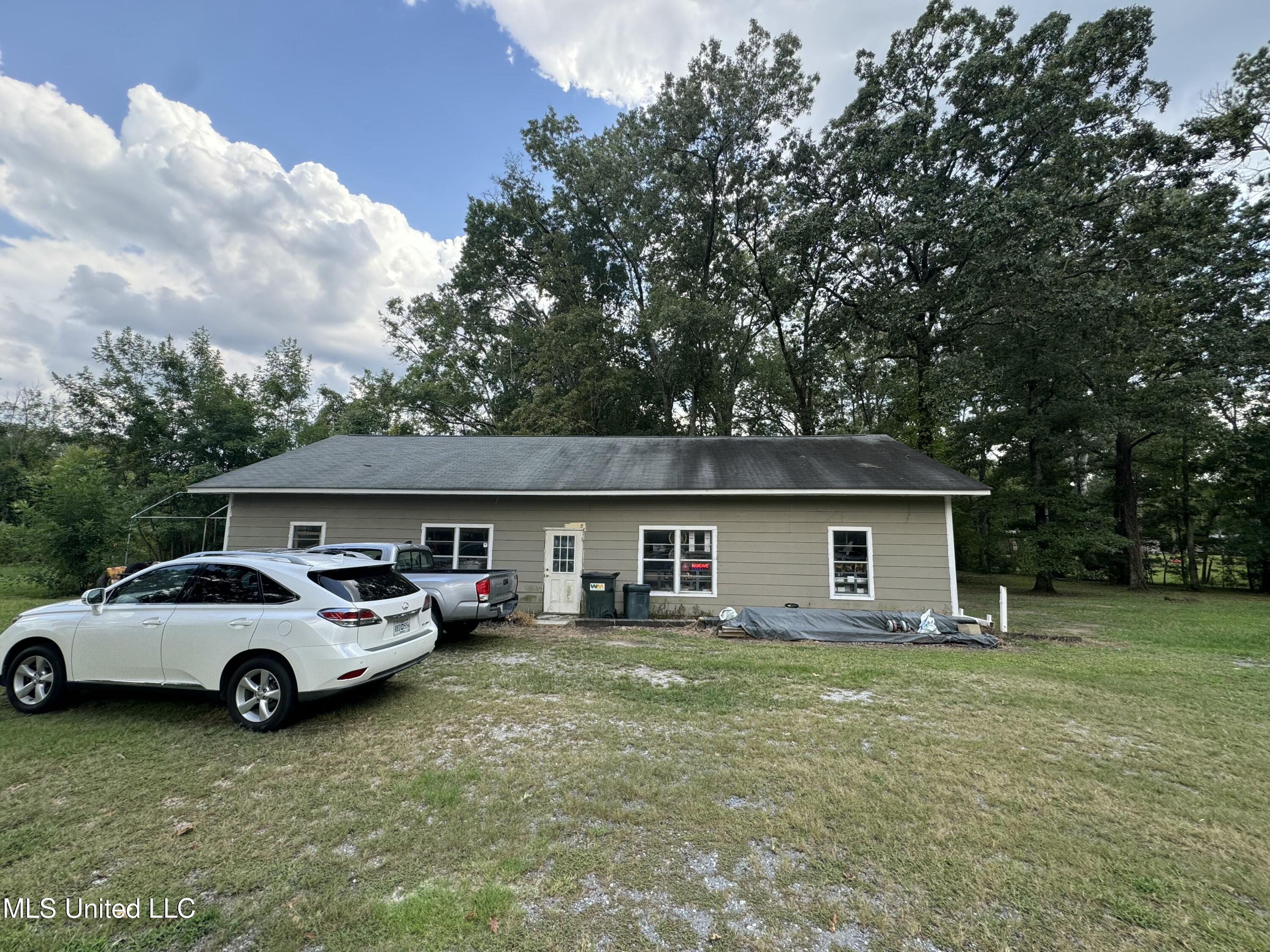 3933 Highway 43 Brandon, MS 39047 - Photo 14 of 19 IMG_1419