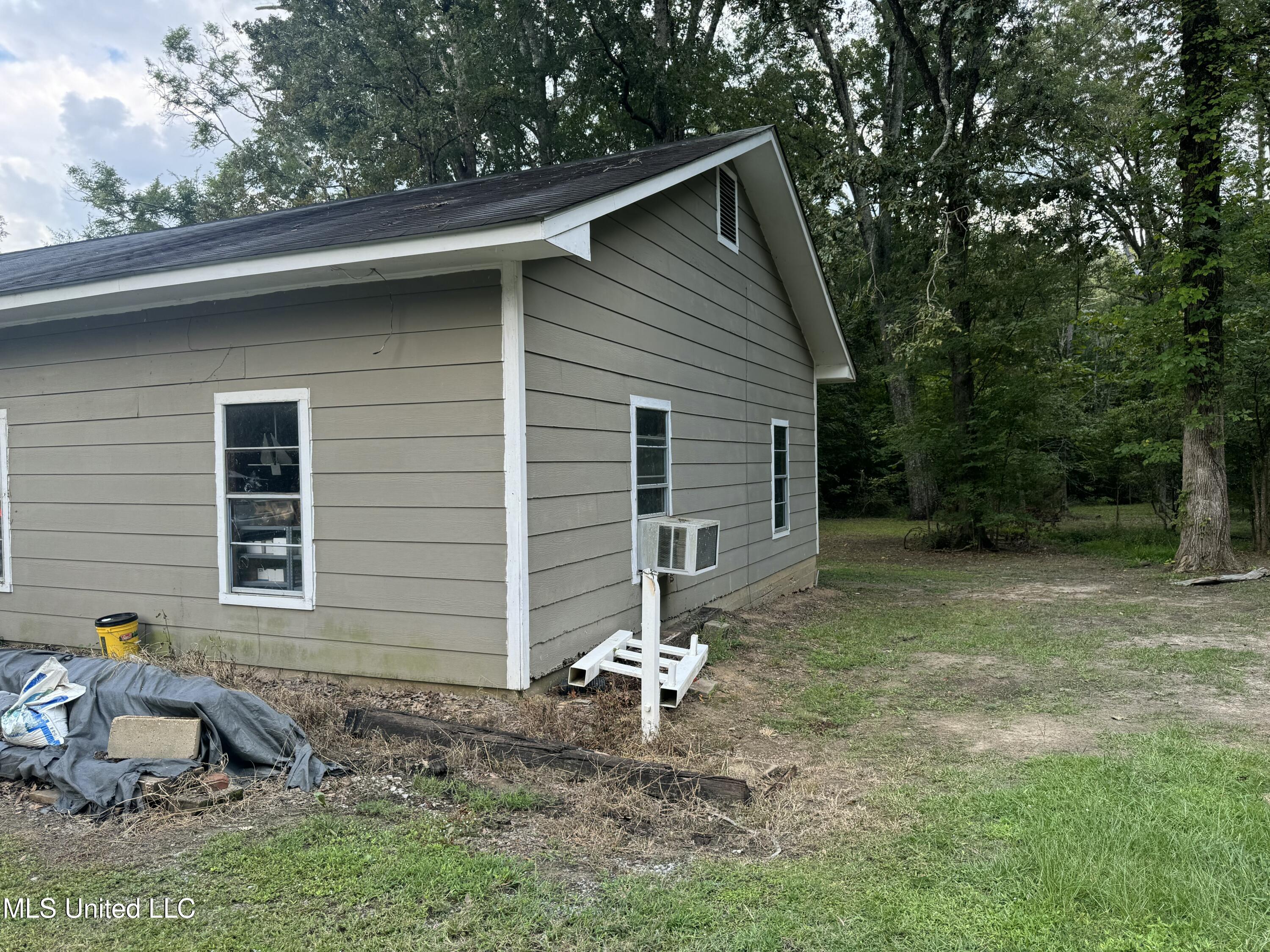 3933 Highway 43 Brandon, MS 39047 - Photo 15 of 19 IMG_1420