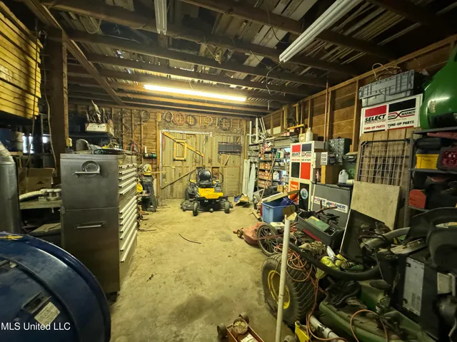 $174,000 | 3933 Highway 43, Brandon, MS 39047