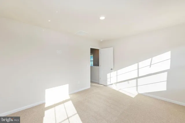 $2,500 | 5200 Crooked Lane, Stephens City, VA 22655