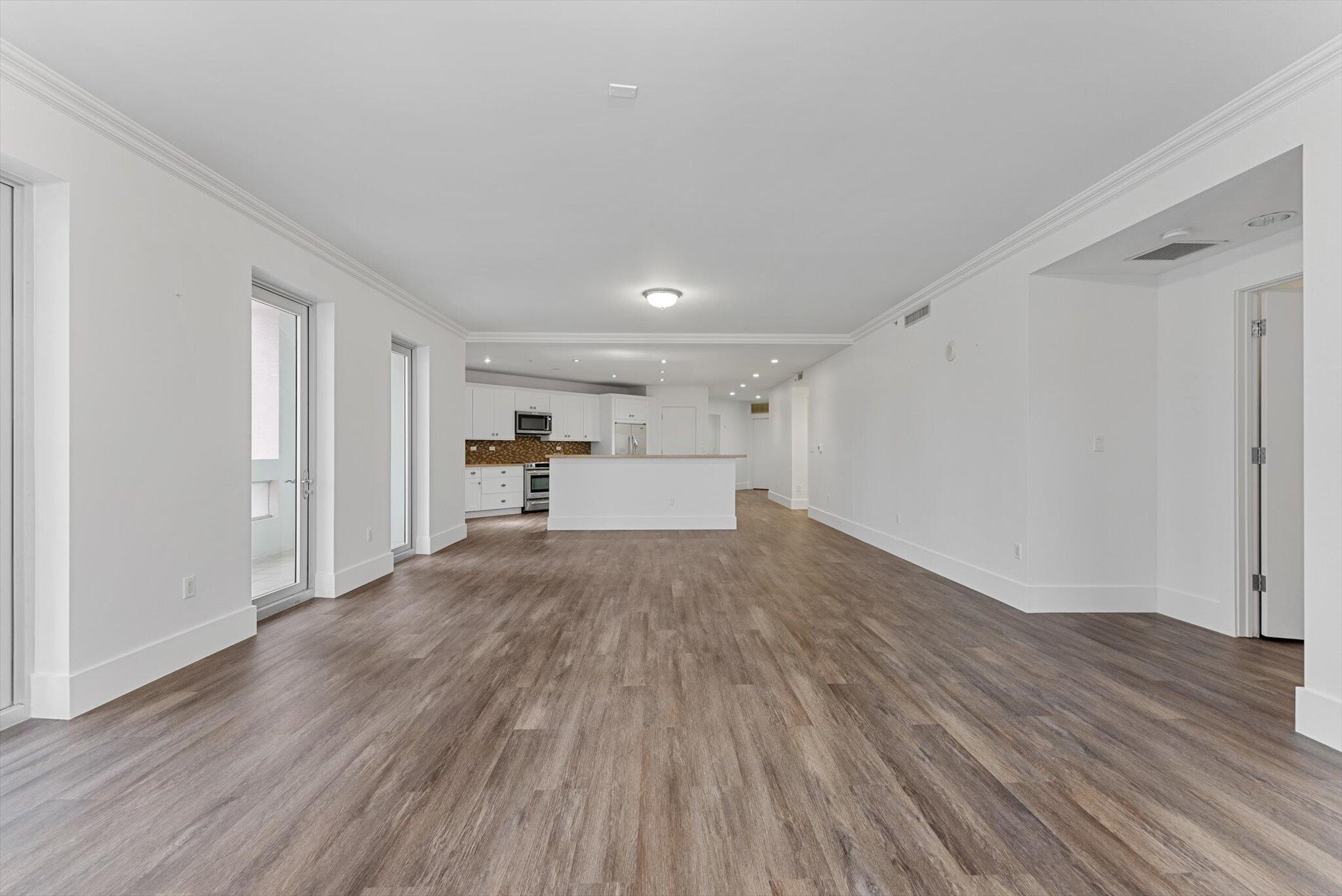 455 East Palmetto Park Road, Unit 6E Boca Raton, FL 33432 - Photo 11 of 59 Great Room