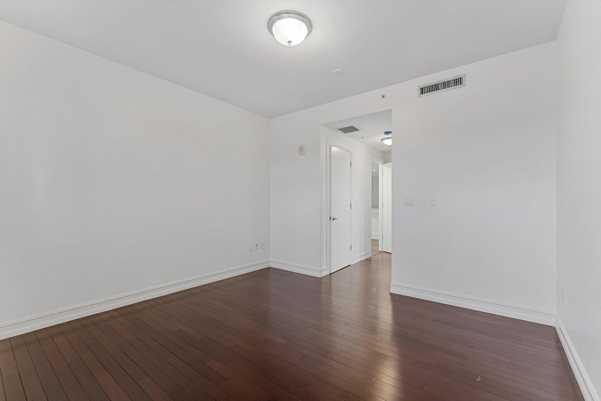 455 East Palmetto Park Road, Unit 6E Boca Raton, FL 33432 - Photo 29 of 59 Bedroom