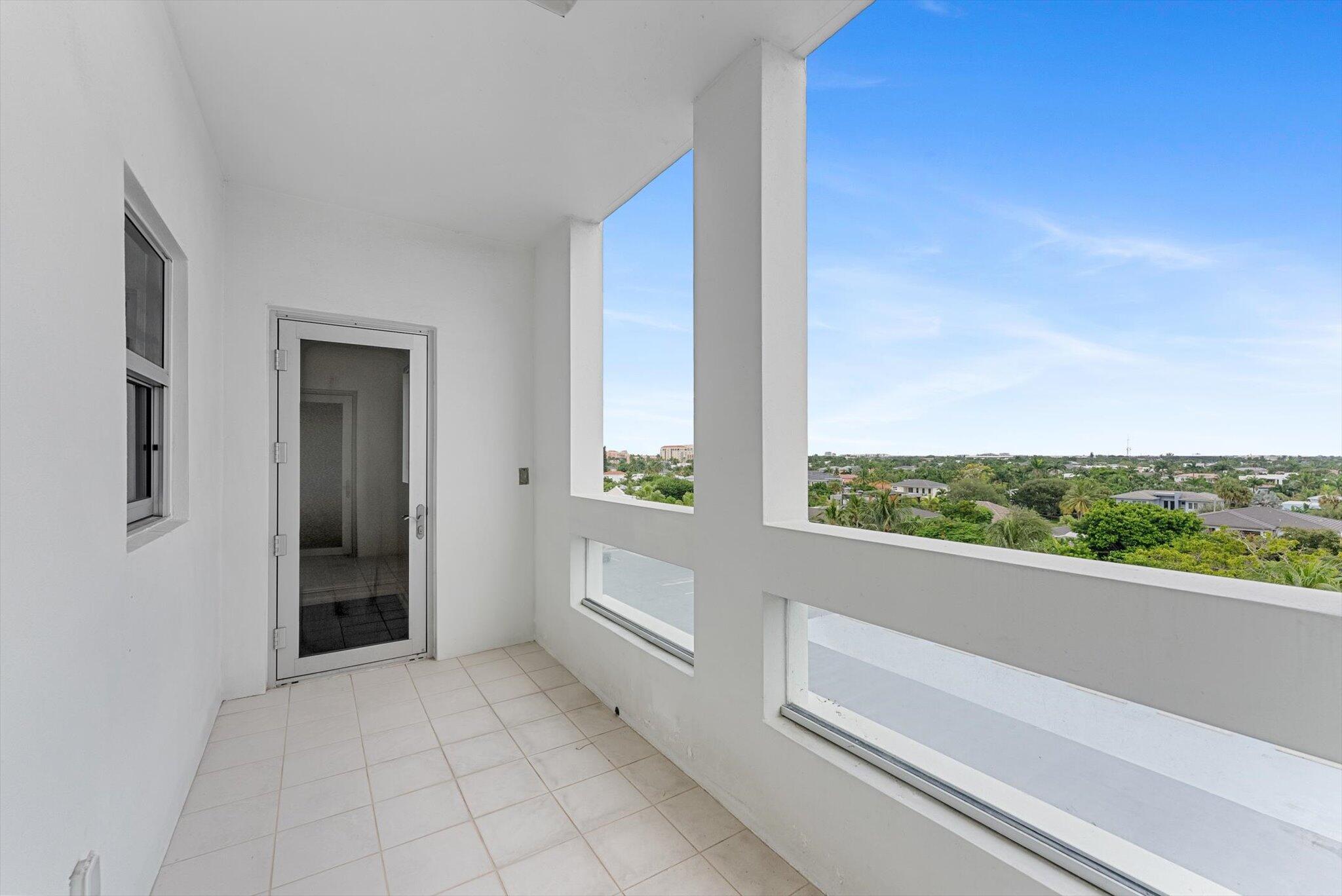 455 East Palmetto Park Road, Unit 6E Boca Raton, FL 33432 - Photo 34 of 59 Balcony
