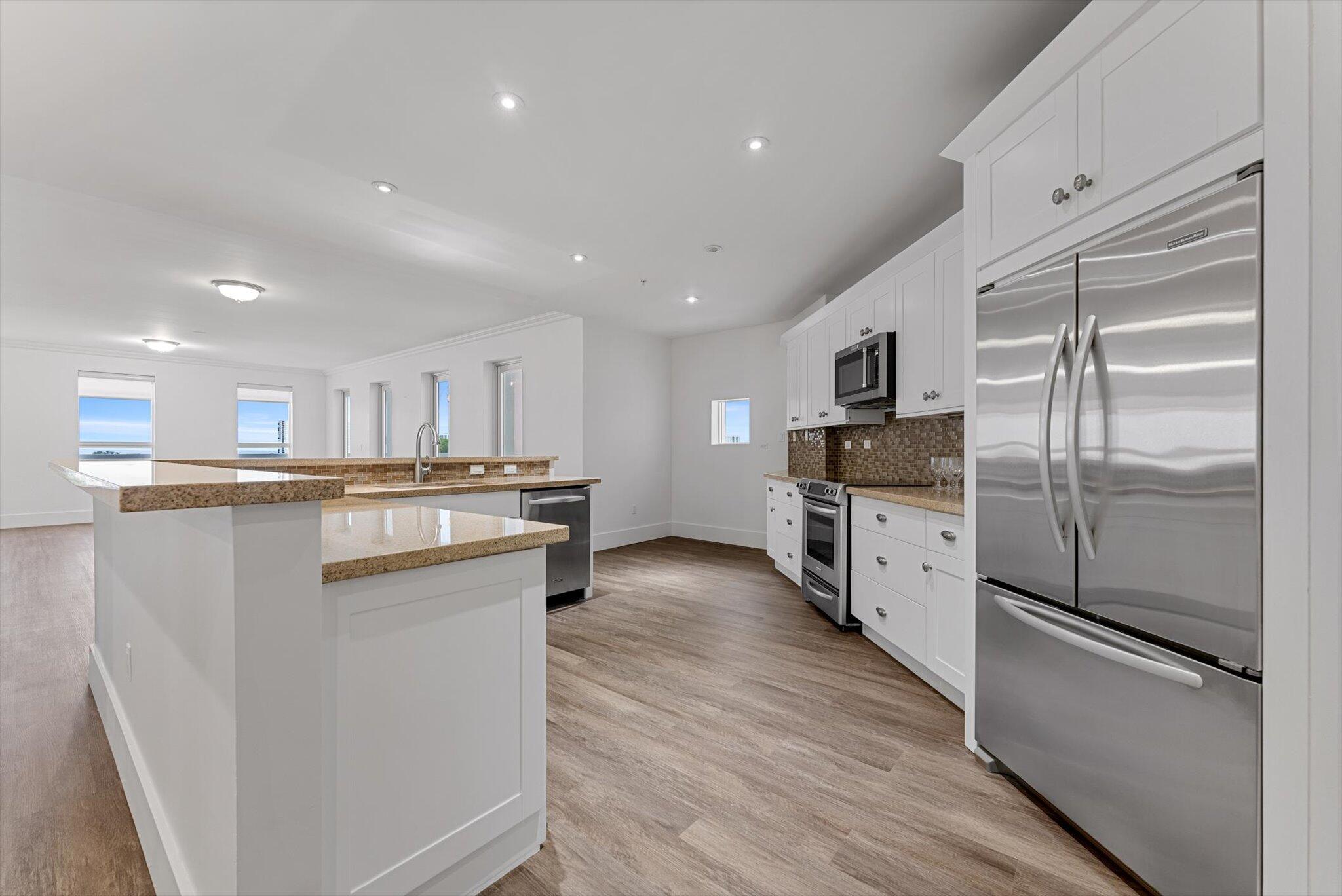 455 East Palmetto Park Road, Unit 6E Boca Raton, FL 33432 - Photo 6 of 59 Kitchen