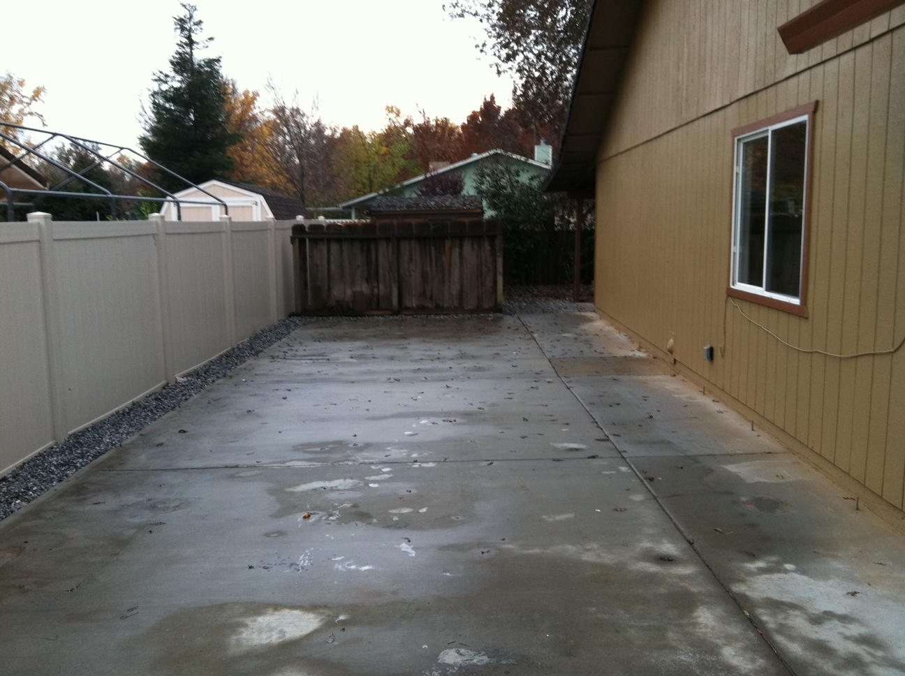 6868 Irving Road Redding, CA 96001 - Photo 2 of 8 photo (22)
