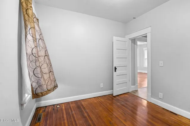 $290,000 | 152 Elmer Avenue, Schenectady, NY 12308