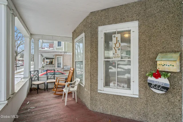 $290,000 | 152 Elmer Avenue, Schenectady, NY 12308