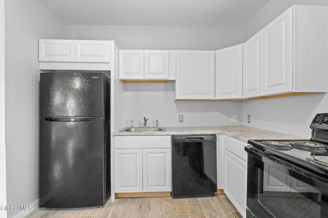 $290,000 | 152 Elmer Avenue, Schenectady, NY 12308