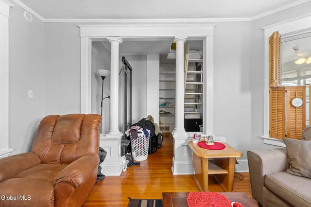 $290,000 | 152 Elmer Avenue, Schenectady, NY 12308