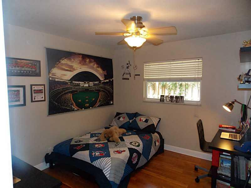 1251 Southwest 20th Street Boca Raton, FL 33486 - Photo 15 of 21 Bedroom