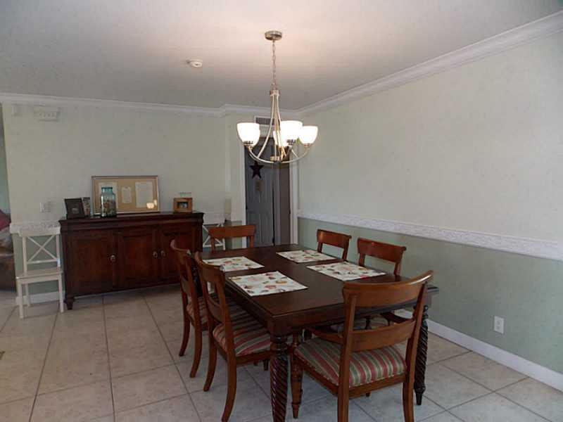 1251 Southwest 20th Street Boca Raton, FL 33486 - Photo 6 of 21 Dining Room