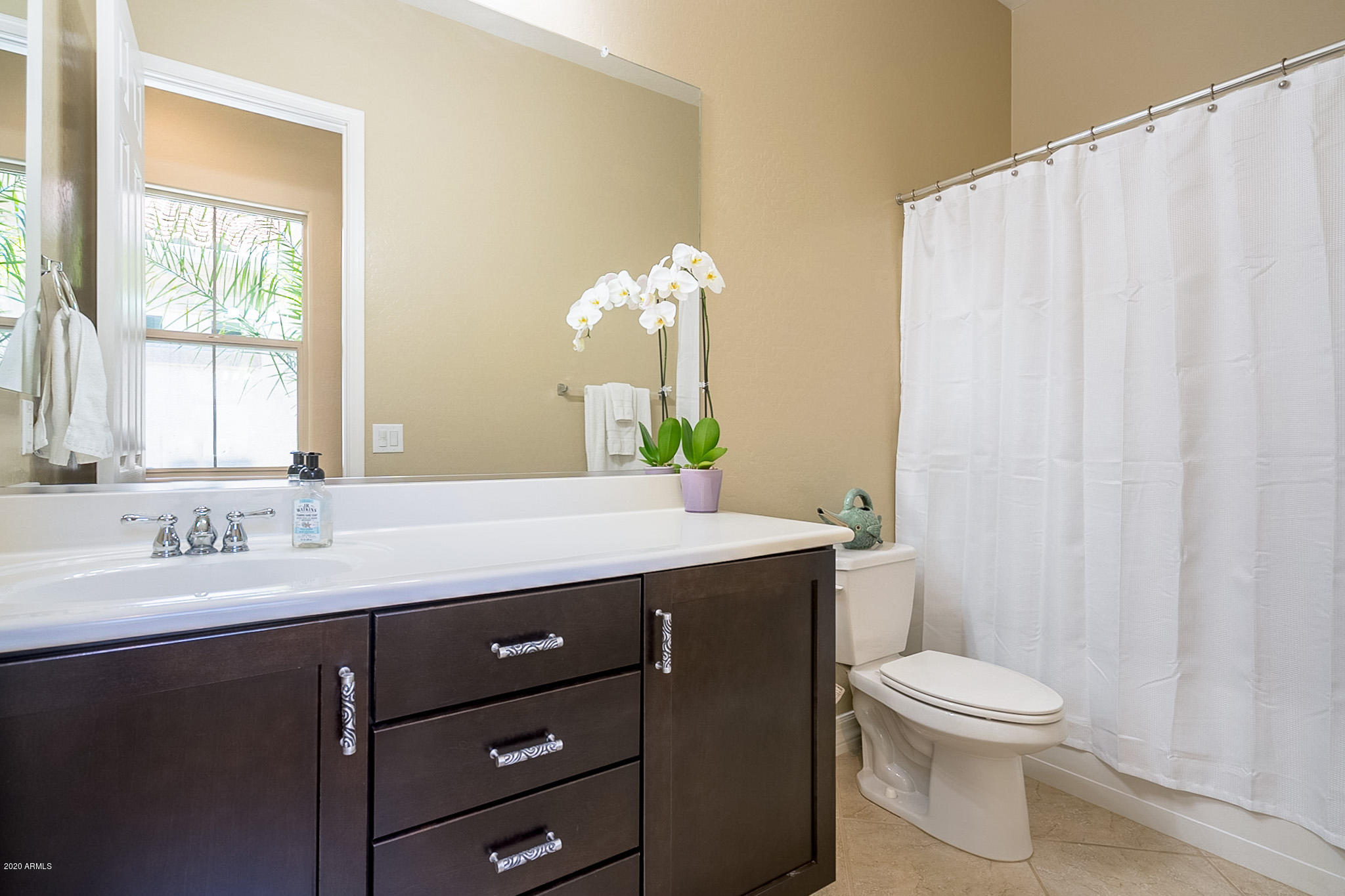 16144 West Berkeley Road Goodyear, AZ 85395 - Photo 27 of 40 Bathroom