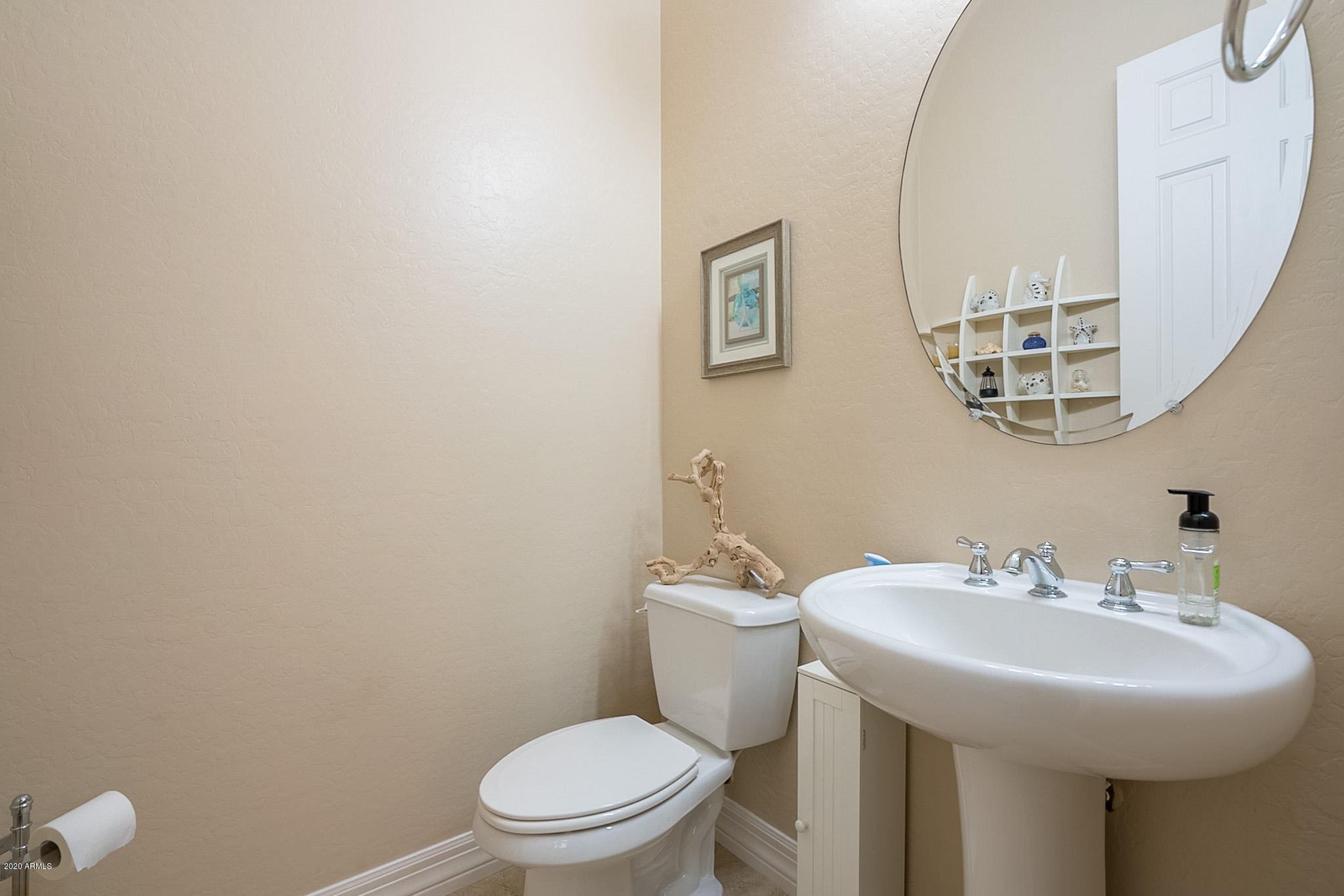 16144 West Berkeley Road Goodyear, AZ 85395 - Photo 28 of 40 Guest Bathrom