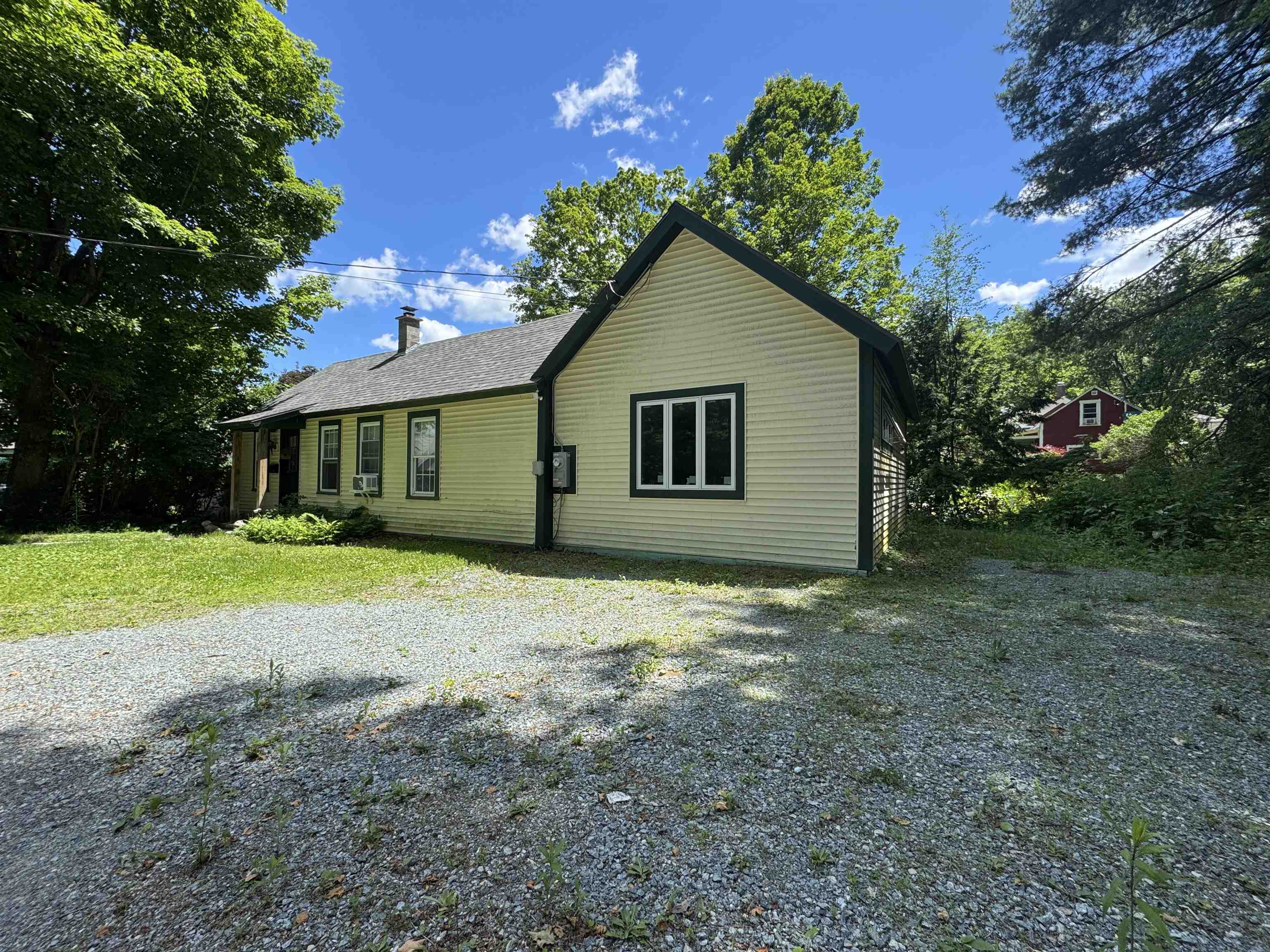 10 West Hill Road Ludlow, VT 05149 - Photo 2 of 24