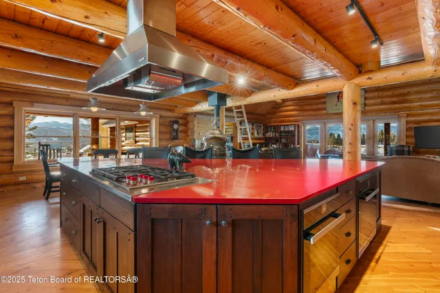 $14,750,000 | 4150-4200 Huffsmith Hill Road, Jackson, WY 83001