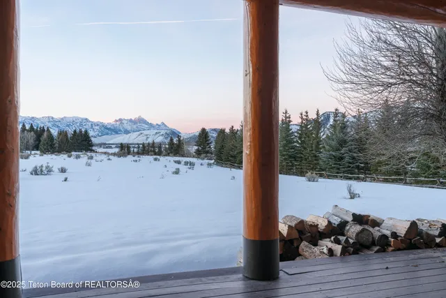 $14,750,000 | 4150-4200 Huffsmith Hill Road, Jackson, WY 83001