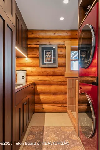 $14,750,000 | 4150-4200 Huffsmith Hill Road, Jackson, WY 83001