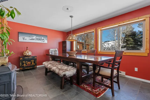 $14,750,000 | 4150-4200 Huffsmith Hill Road, Jackson, WY 83001