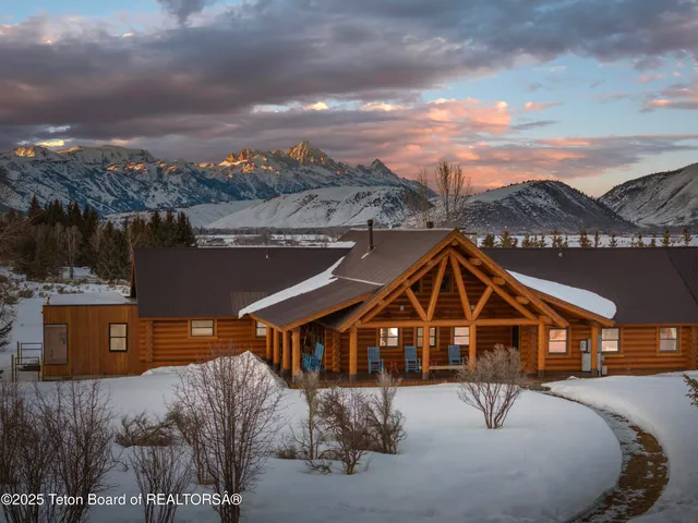 $14,750,000 | 4150-4200 Huffsmith Hill Road, Jackson, WY 83001