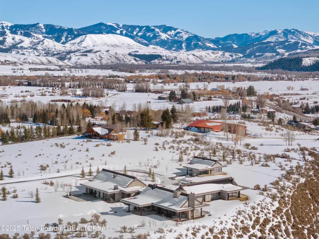 $14,750,000 | 4150-4200 Huffsmith Hill Road, Jackson, WY 83001