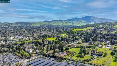 $799,888 | 722 Tampico, Walnut Creek, CA 94598