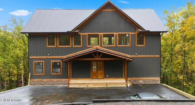 $1,999,999 | 1950 Spurling Road, Sevierville, TN 37862