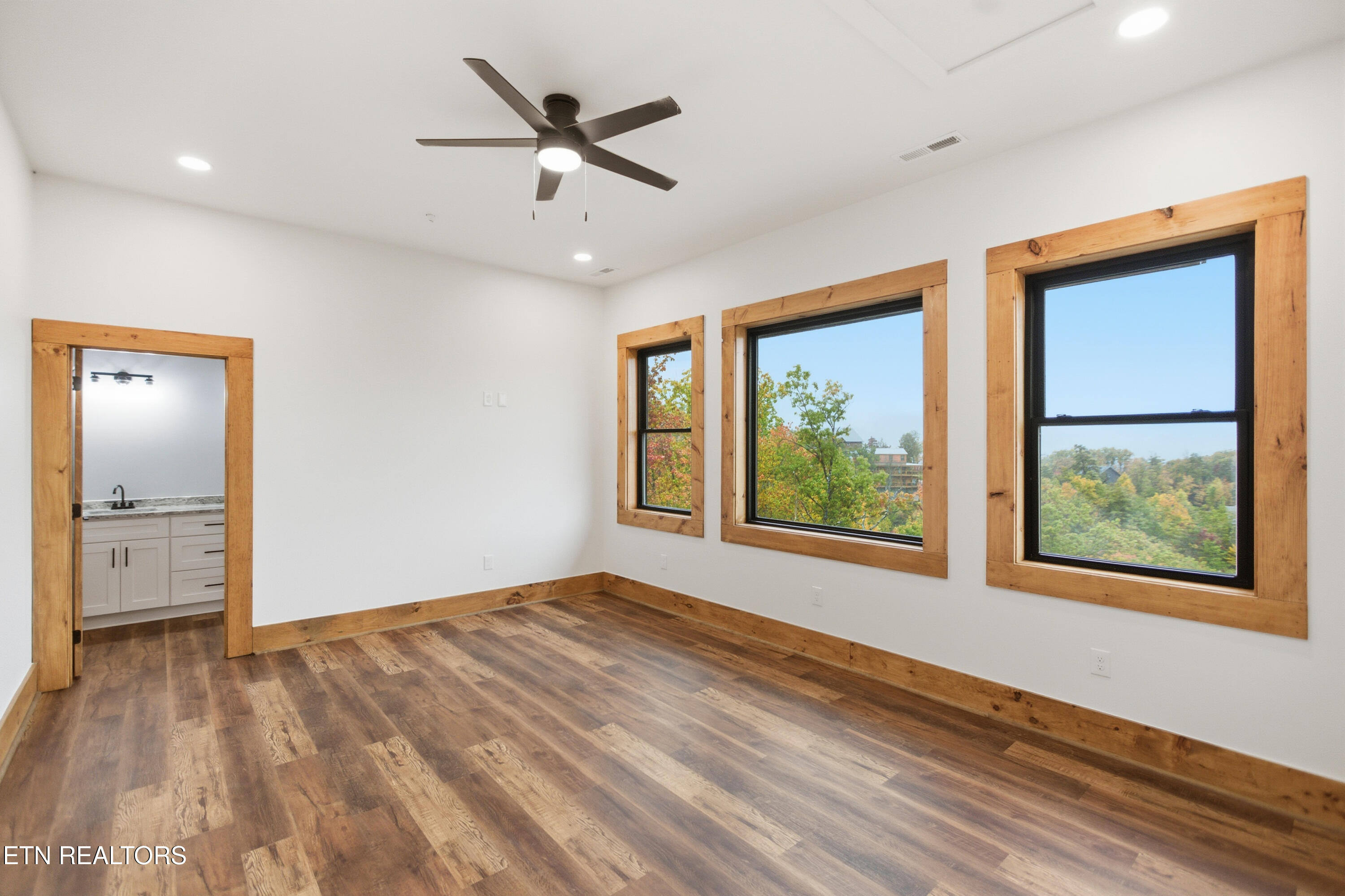 1950 Spurling Road Sevierville, TN 37862 - Photo 30 of 53 076_4M6A4094