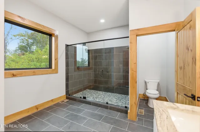 $1,999,999 | 1950 Spurling Road, Sevierville, TN 37862