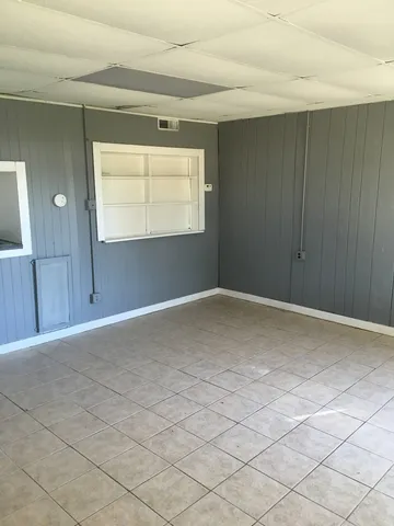 $1,000 | 393 Wellington Avenue, Unit 1, Elgin, IL 60120