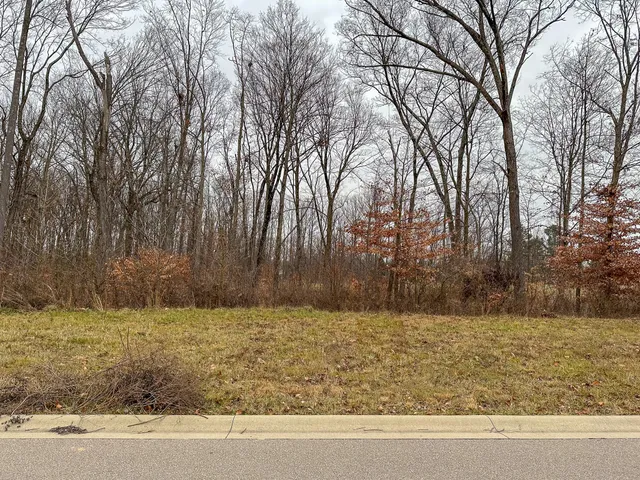 $139,900 | 5179 Oak Ridge Trail, Columbus, IN 47201