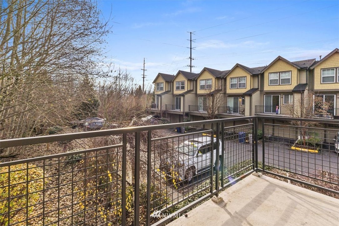 19102 20th Drive Southeast, Unit B206 Bothell, WA 98012 - Photo 27 of 29