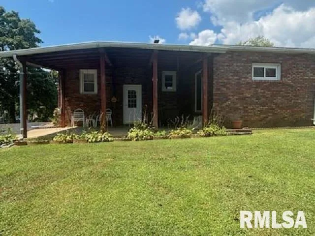 $175,000 | 814 3rd Street, Rosiclare, IL 62982